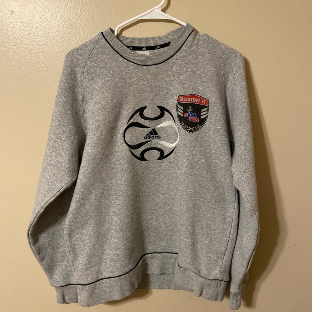 Adidas crewneck